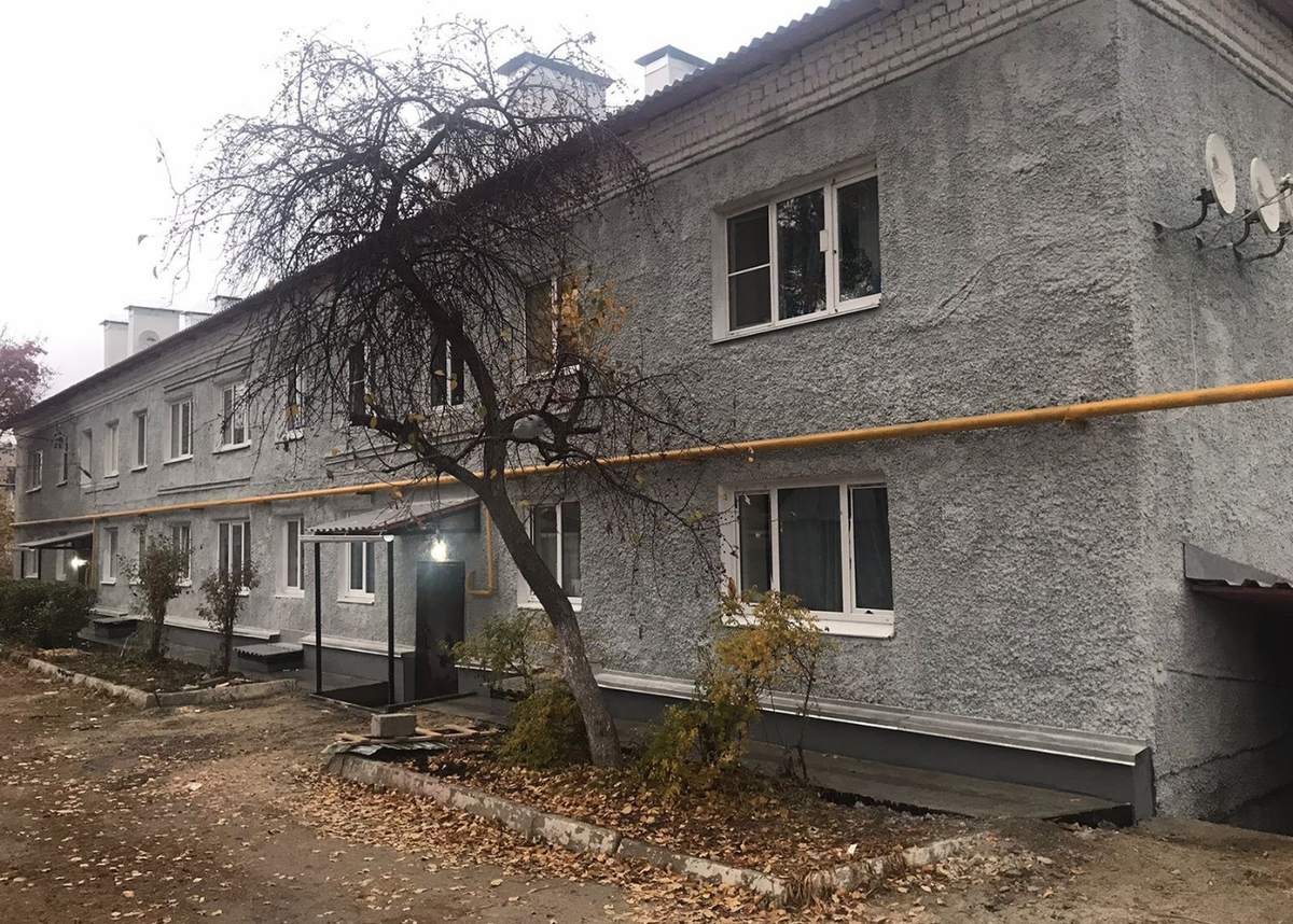 Загородный дом екатеринбург. Днп аэродром горный щит. Дома под свердловском. Коттедж горный щит. Деревня каменка первоуральский район база отдыха.