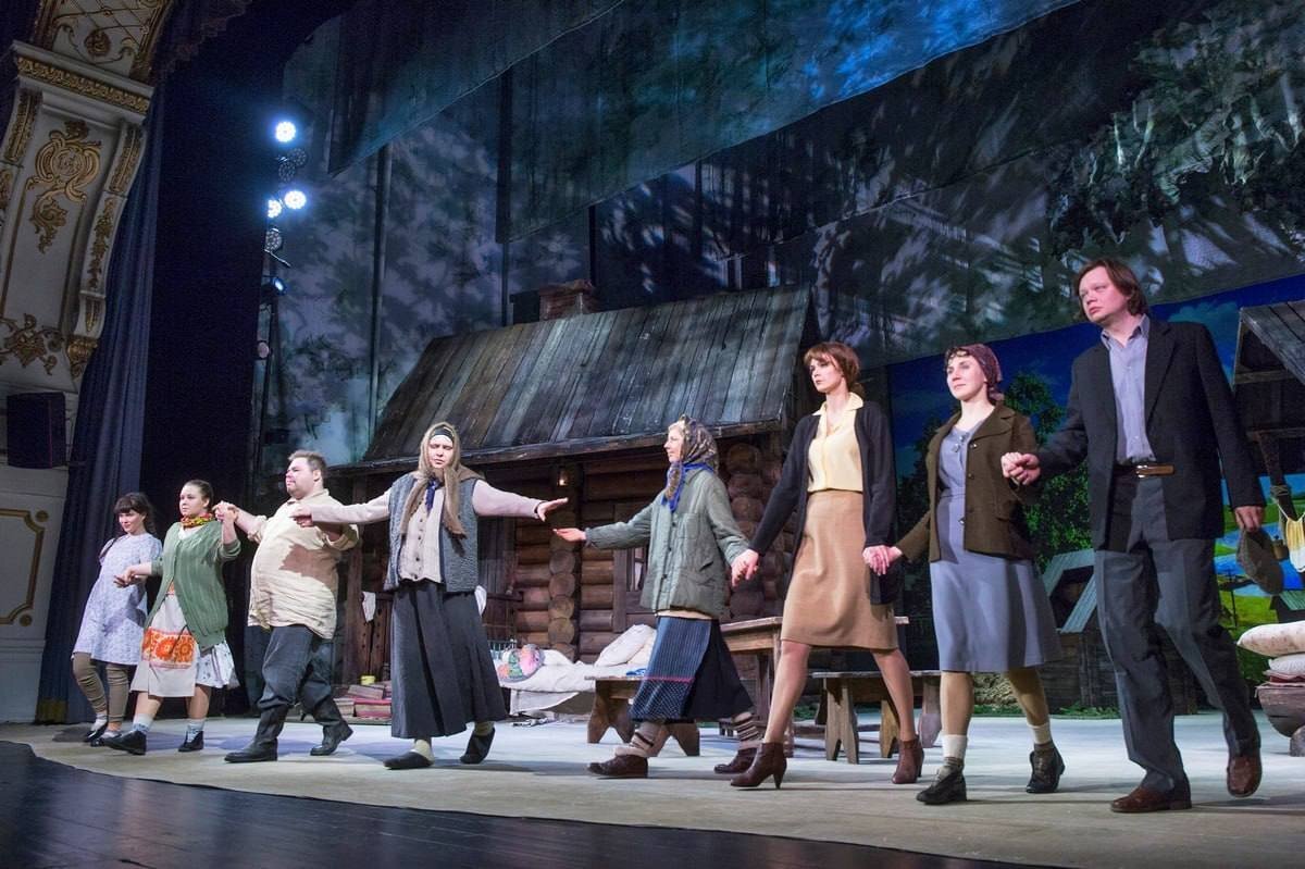 Зима в питере без снега сухо пасмурно. Петербург казанский собор крестный ход. Александра киселева спб 22. Тучков мост санкт-петербург разводка. Петербург 22 ноября.