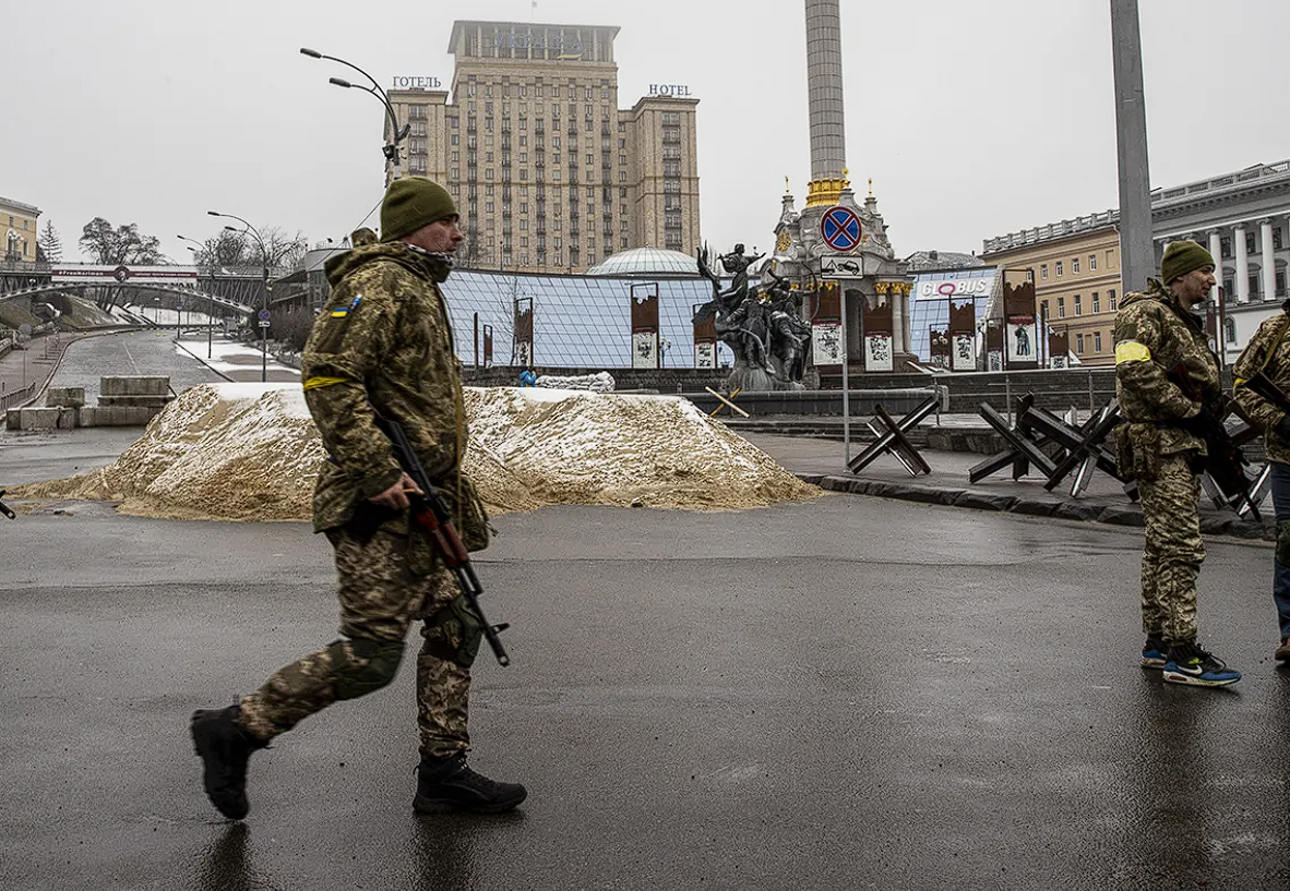 Кто начали войну украина или россия. Российские войска в Киеве 2022. Русские военные в Киеве.
