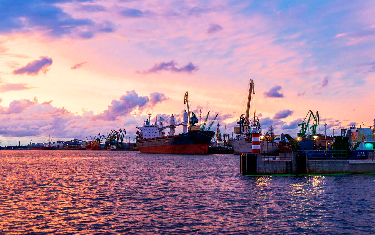 Порт клайпеды новости. Морской порт клайпеда. литва порт. вильнюс порт. морские порты литвы.