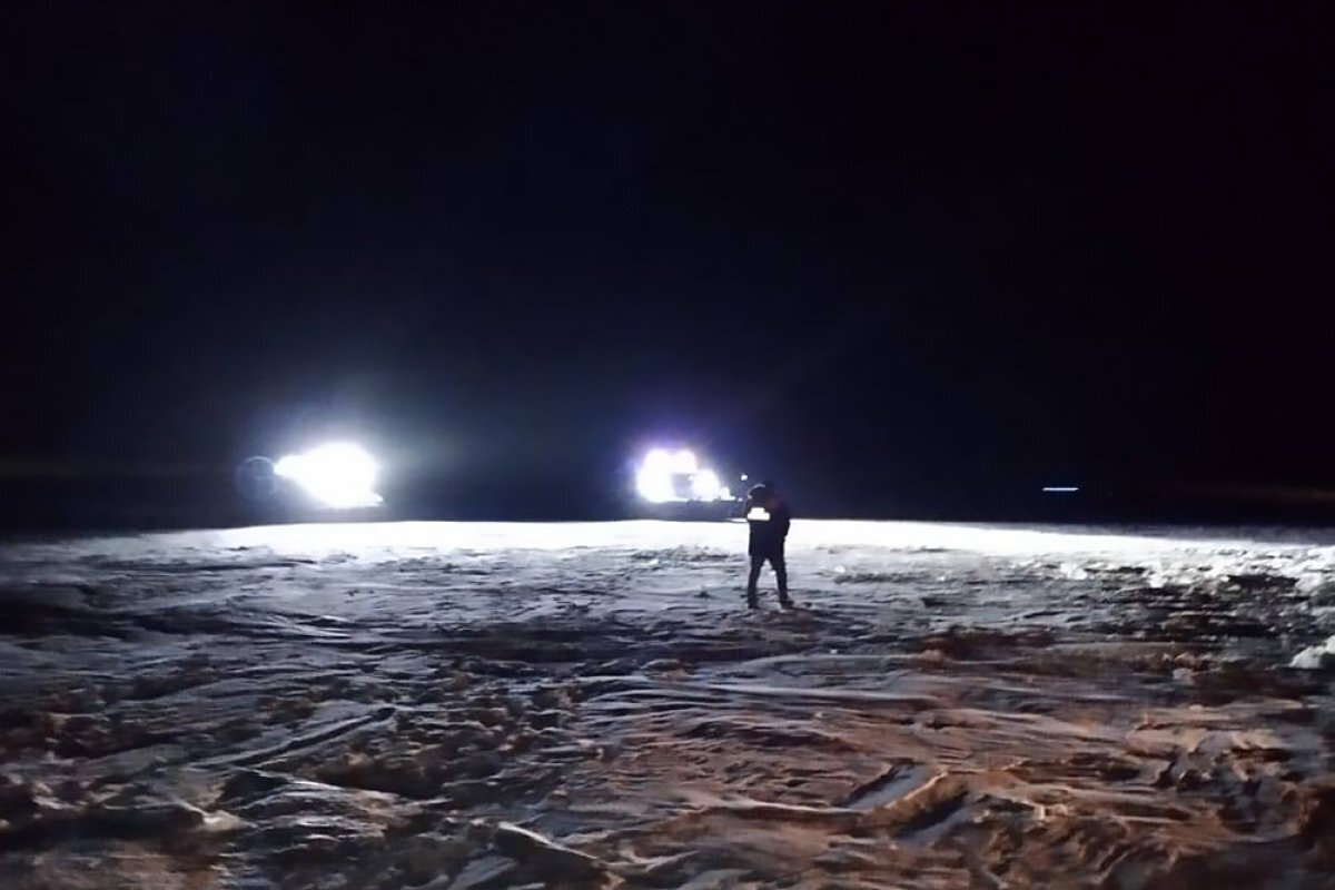    По факту крушения вертолёта Ми-8 в Карелии возбуждено уголовное дело