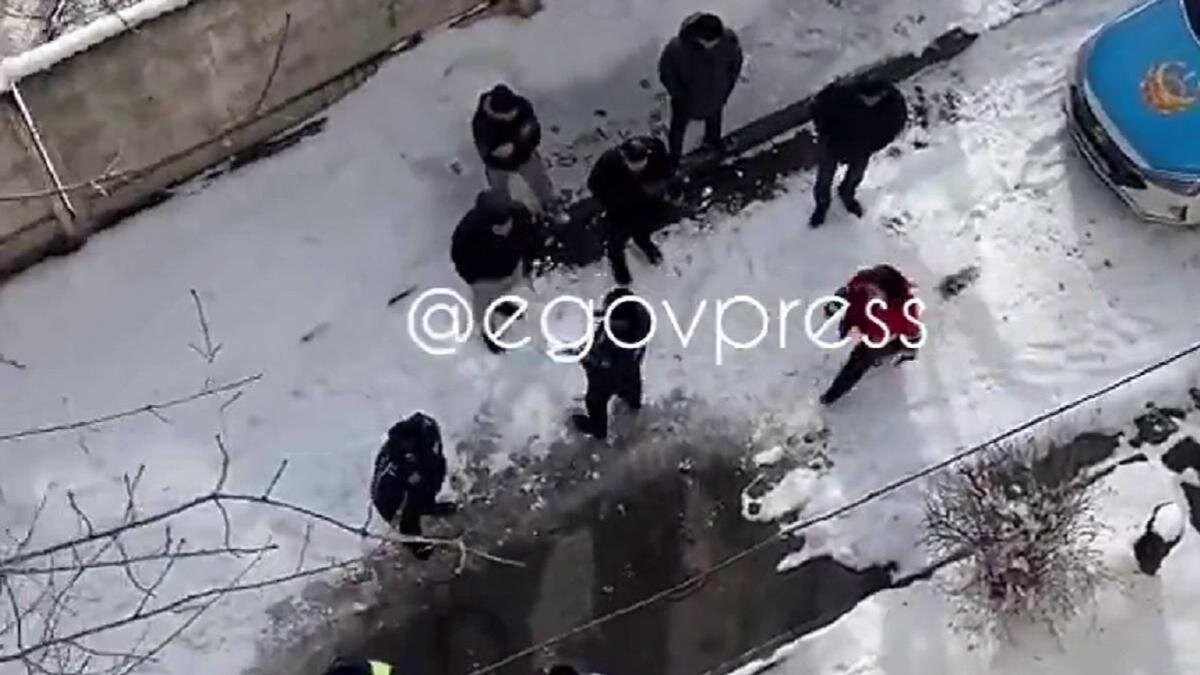 Сексуальность подростка. Две подружки. Мама и девочка подросток. Второй раз у девушки. Первая интимная близость.