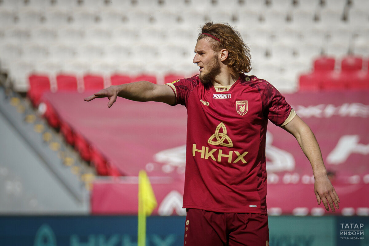 Егор Тесленко – один из главных «долгожителей» нынешнего «Рубина». Фото: © Владимир Васильев / «Татар-информ»