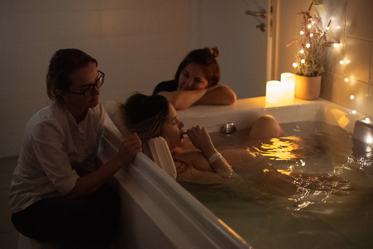 Слова женского рода. 1 склонение мужской род. Русский язык род имен существительных. Мужской женский средний род в русском языке. Как определяется род имен существительных.