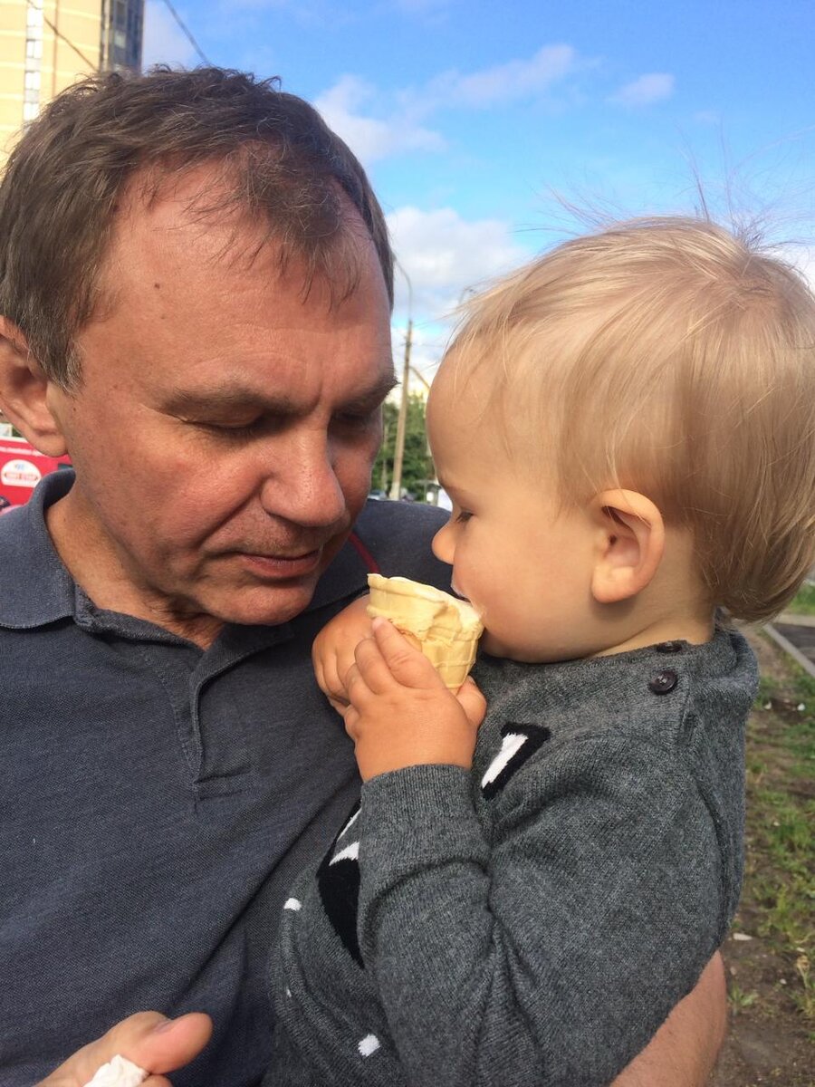 Дорогоймуж и Лука на заре отношений 3 года назад