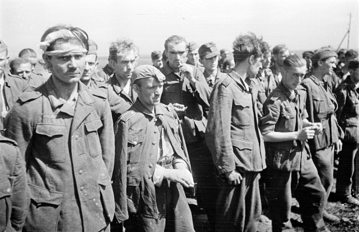 немецкий традиционный костюм. солдаты германии второй мировой войны. немцы сколько их. немецкая культура и традиции. 12-й танковой дивизии сс «гитлерюгенд».