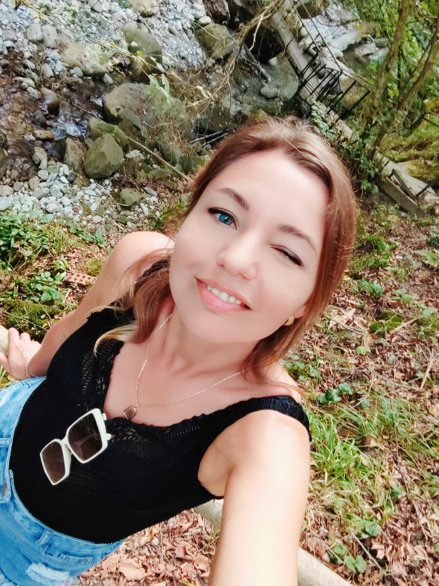 Не можешь изменить мир? А оно тебе надо?)) Займись изменением себя. А мир такой, каким и должен быть. Не больше и не меньше. 