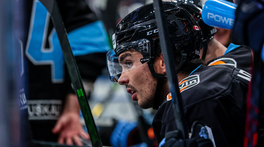 Красивые ники для девочек на английском. Nickname для игр. Ник называется. Крутые навзание для каналов. Крутые ники.