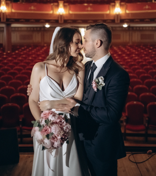 Свадебные рамки для пригласительных. Похороны невесты и жениха. Невеста бекки. Визитка свадебного декоратора. Конверт на свадьбу скрапбукинг.