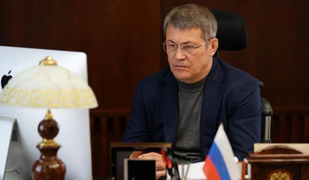 глава республике радий хабиров. радий фаритович хабиров башкортостан. радий фаритович хабиров башкортостан. президент башкирии радий хабиров портрет. радий хабиров.
