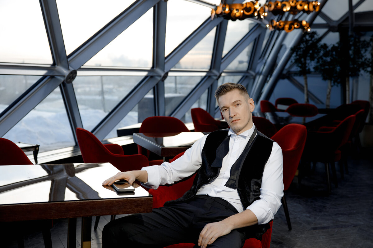 Сколько зарабатывает шеф повар. Сколько получает шеф повар в ресторане. Средний доход повара. Сколько получает шеф повар в ресторане. Зарплата шеф повара.