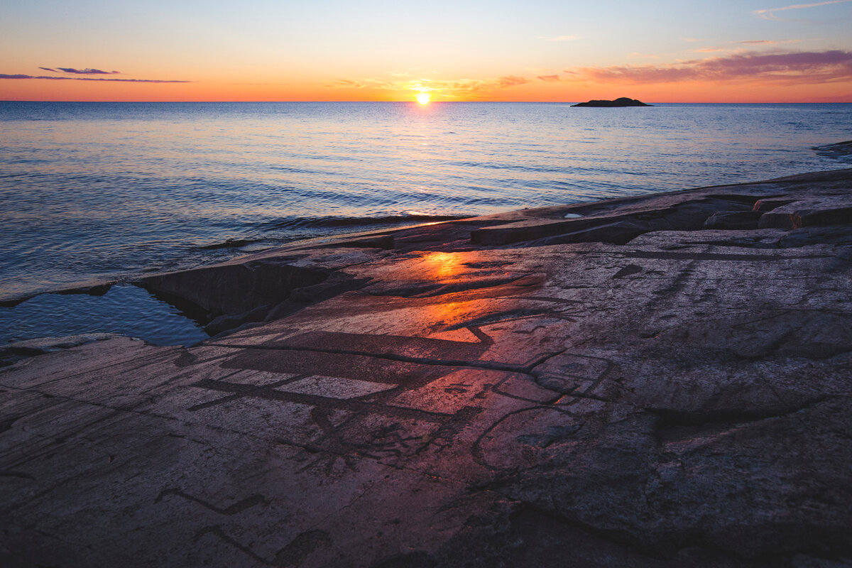 Онежский Бес — человекоподобное существо ростом около 2,5 метров, Карелия © iStock