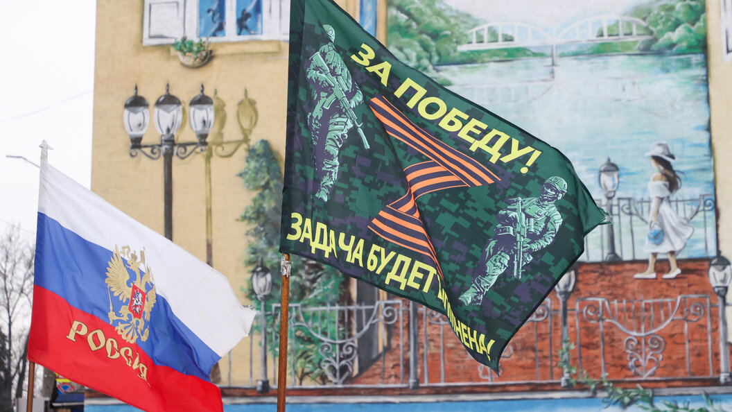 Взрыв здания. Разрушенное здание. Луганск декабрь 2023. Разрушенный завод. Луганск декабрь 2023.