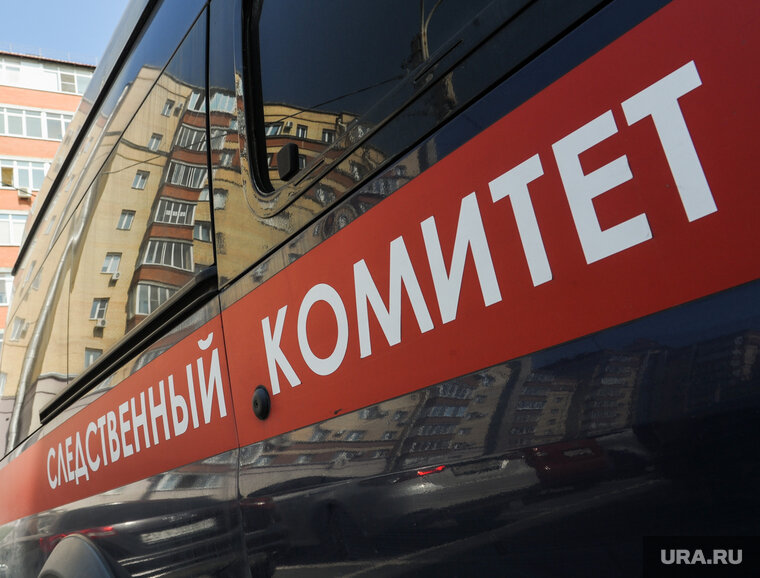 Стала любовницей сына. Мать сожгла 8-летнего сына. Странные мамки. Мама и мама молодого человека. Измены в реальной жизни.