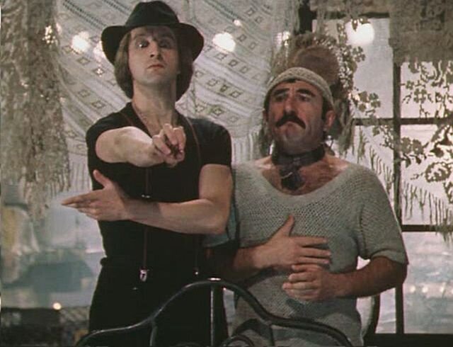 Кадр из детского фильма Микаэлян