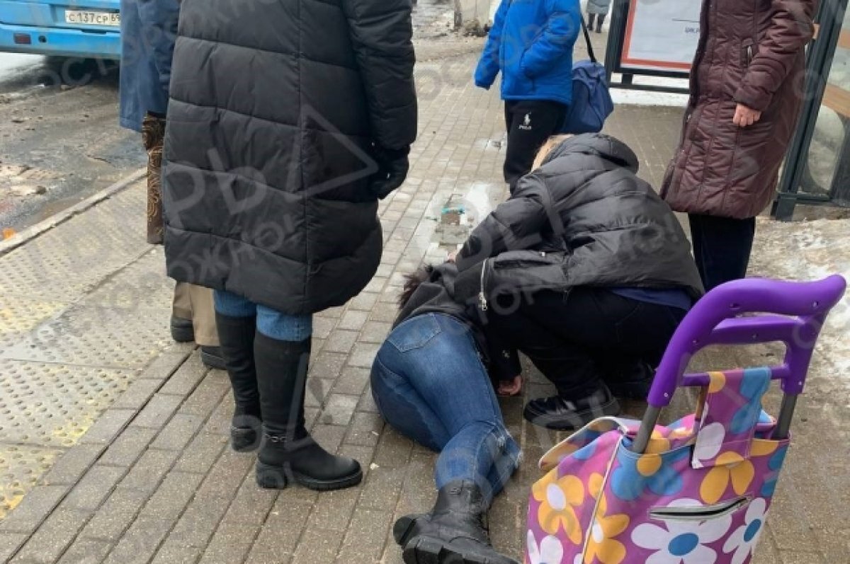    Девушка упала в центре Твери из-за действия токсического вещества