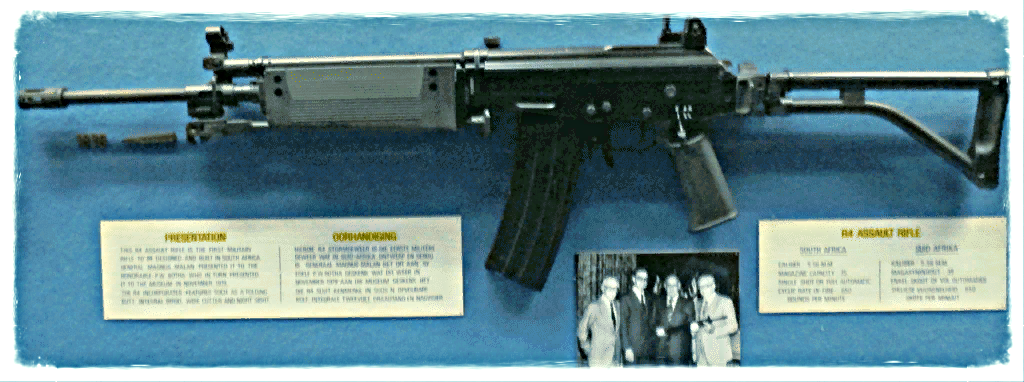 Vektor R4 в Национальном военно-историческом музее ЮАР.