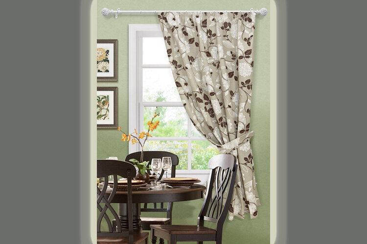 тюль на окно в зал. тюль белая с зеленым. тюль на окна варианты. тюль для гостиной. тюль.