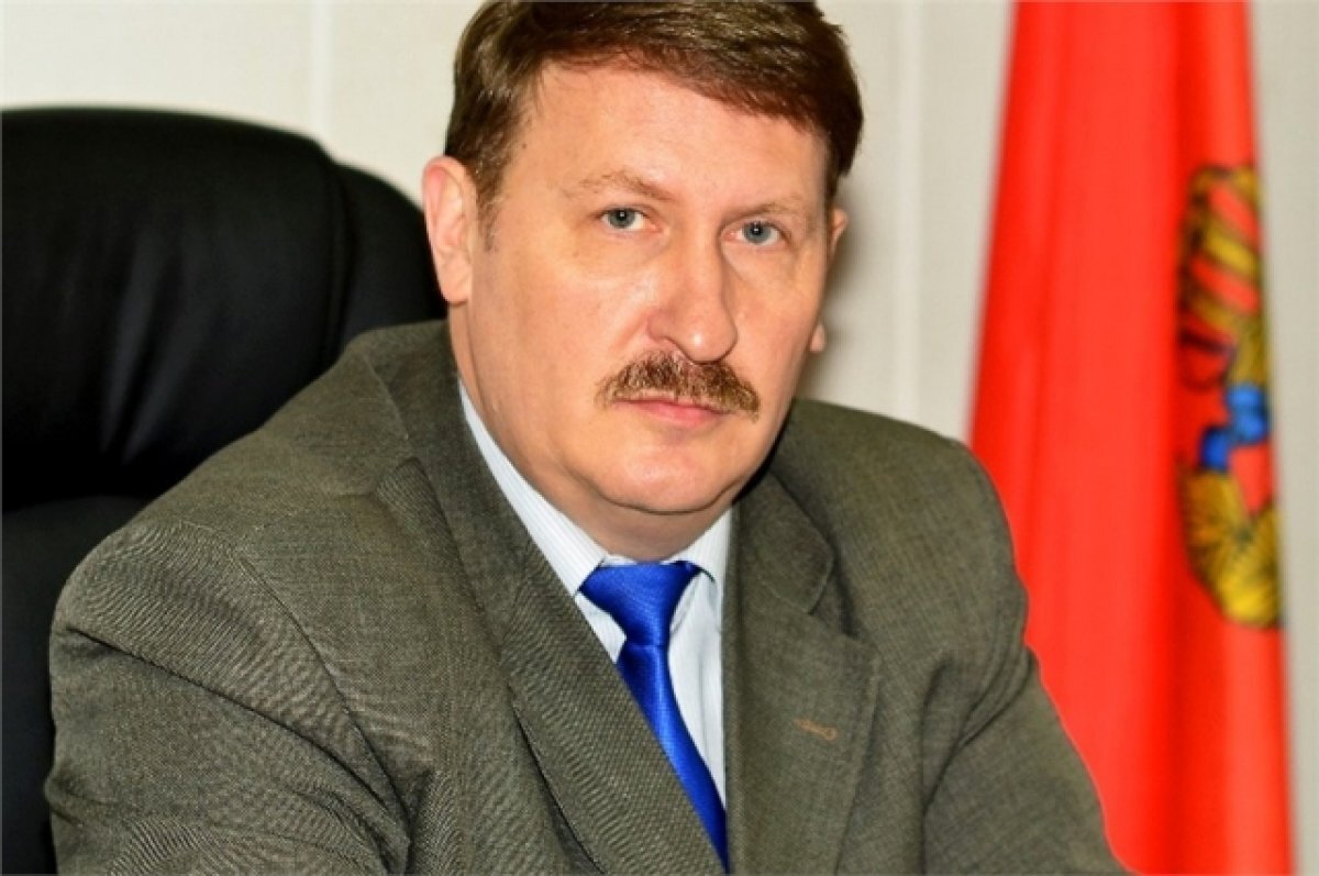    Александр Буценц досрочно снят с должности главы сельсовета.