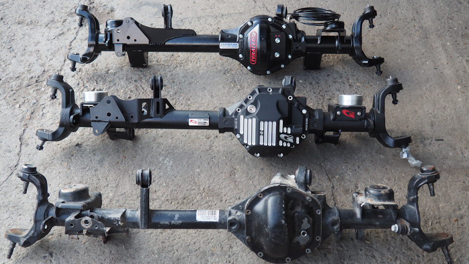DANA 44