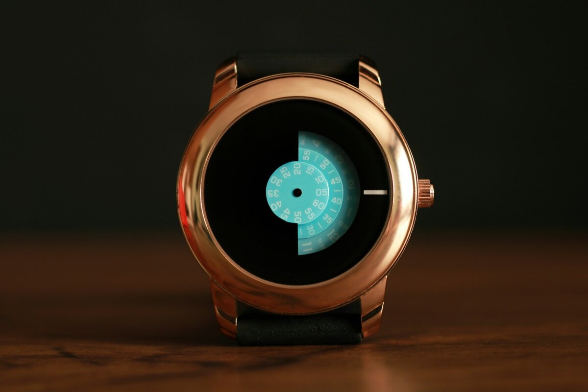    Для зрителя это интересно — с одной стороны, похоже и гармонично, но различия хочется разглядывать / Фото: unsplash.com