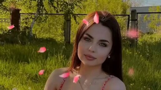 Одинокая женщина. Безответная любовь. Женщина в кафе. Незамужнюю фотографию незамужней женщины. Незамужние девушки.