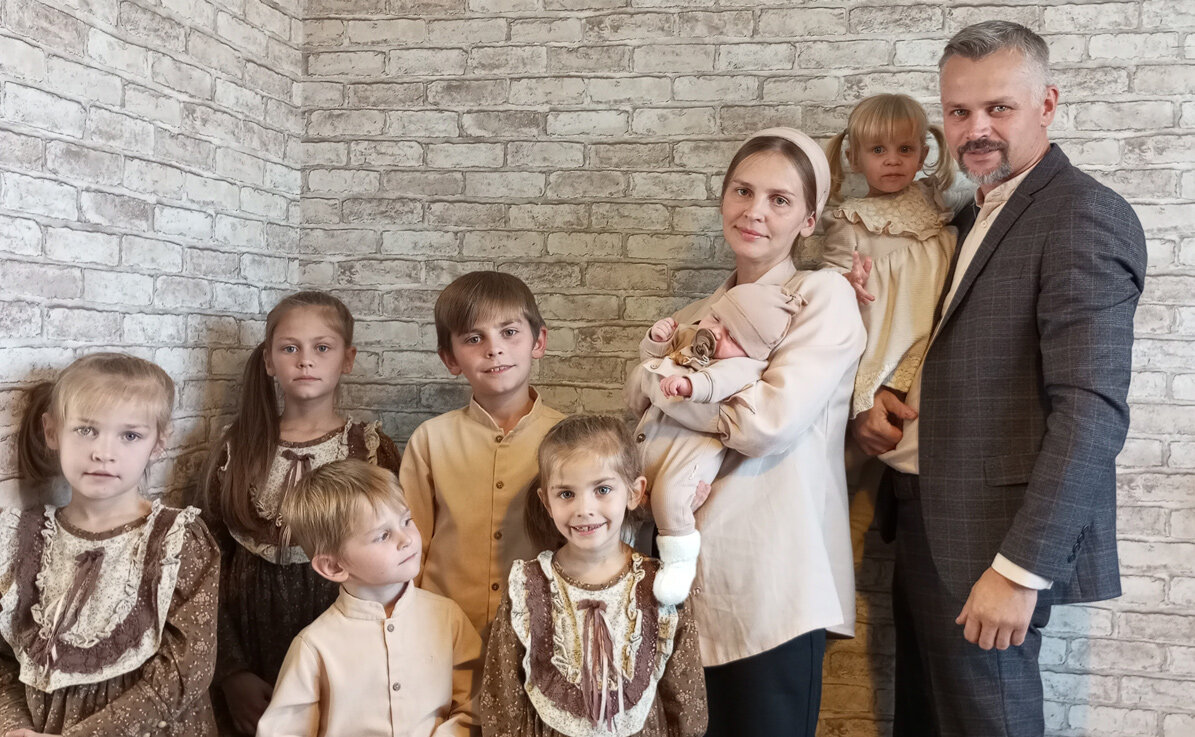 Семья Прокопович в полном составе