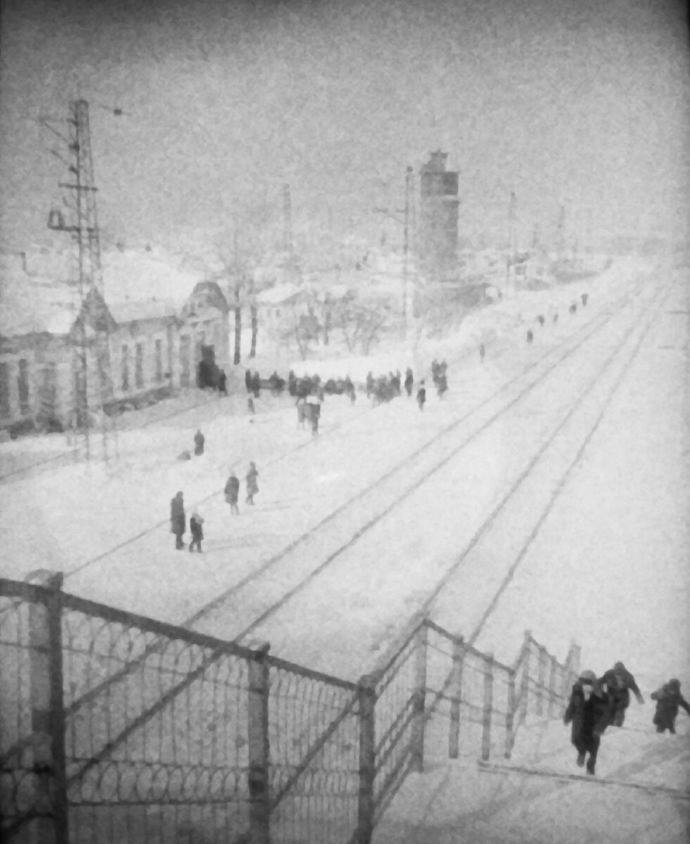 г шарья костромская область. поселок хотынец орловской области. никополь железнодорожный вокзал. железнодорожная станция. жд вокзал сокол вологодская область.