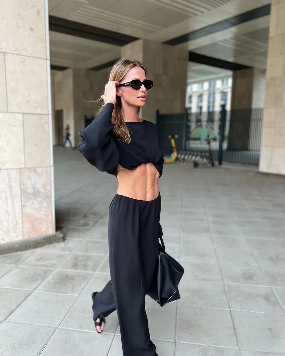 Тонкие ноги. Хочу худенькую девочку. Худые девушки. Красивая фигура. Высокие худые девушки.