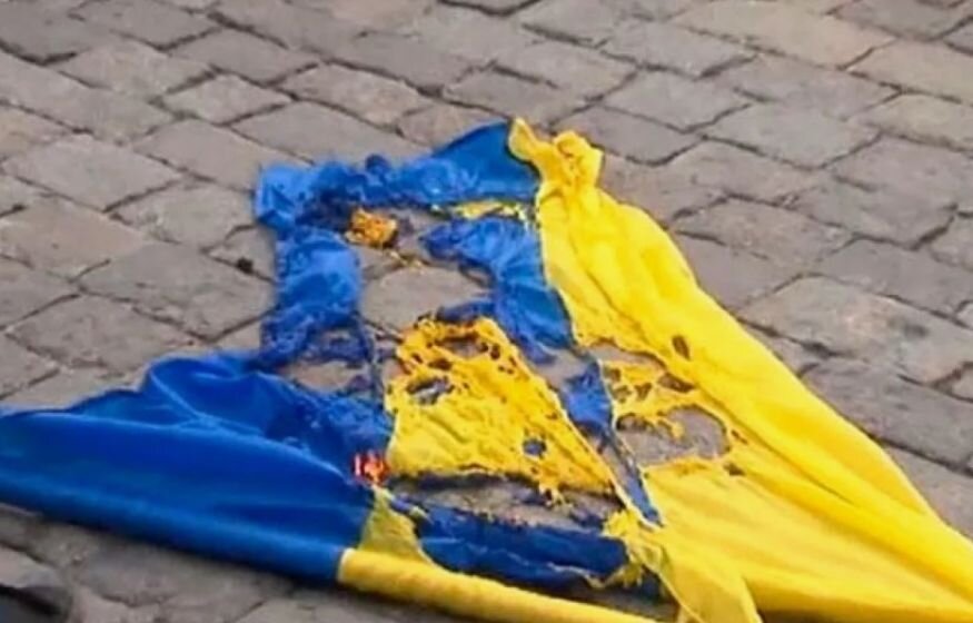    В правящих кругах Украины выражают поддержку СВО. Какой ценой?