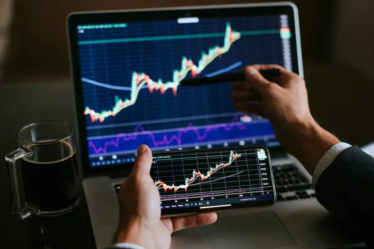 Женщина руководитель. Человек хозяин своей жизни. Творческий подход. Тайм-менеджмент. Управляющий жизнью.