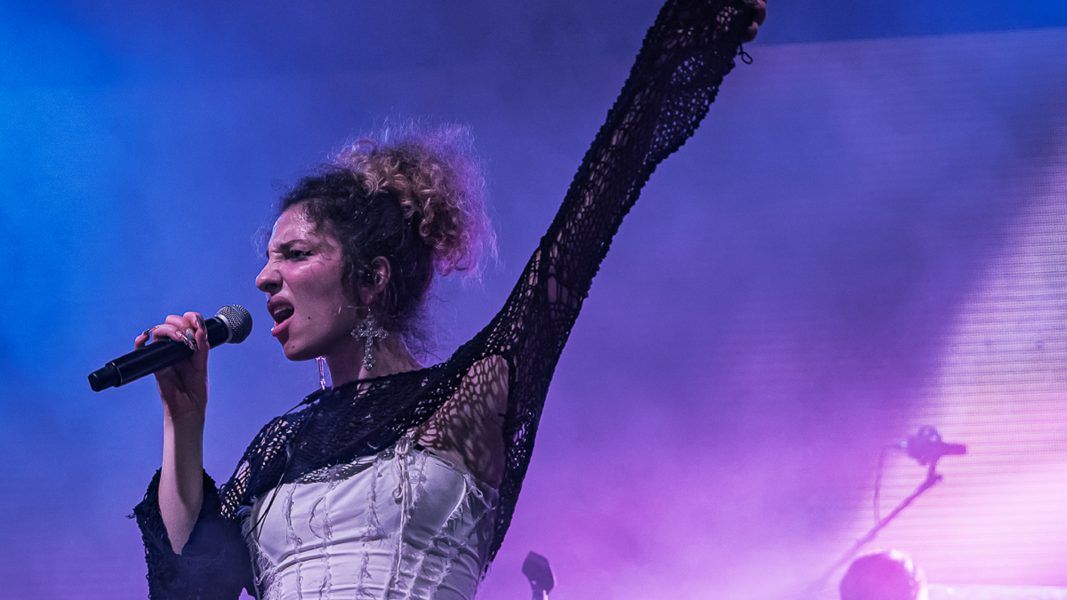 Концерты триумф. Концерты триумф. Квартет триумф хабаровск. Выступление скрипача. Концерты триумф.