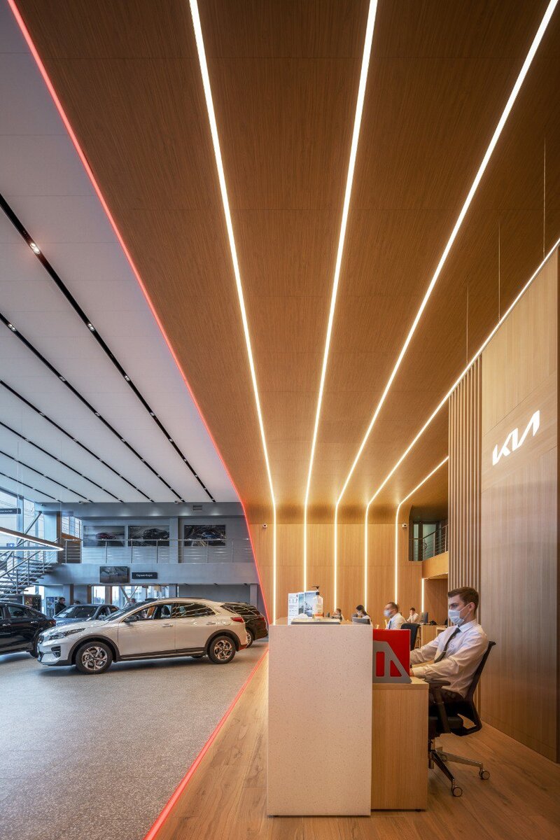 Немного фотографий с "мест событий": салон АвтоГЕРМЕС Kia — официальный дилер автомобилей этой марки в Москве.