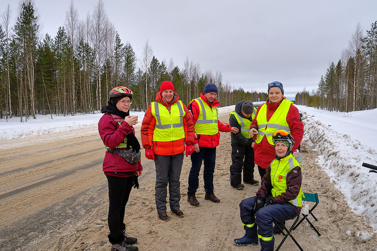 Пьём чай с блинами