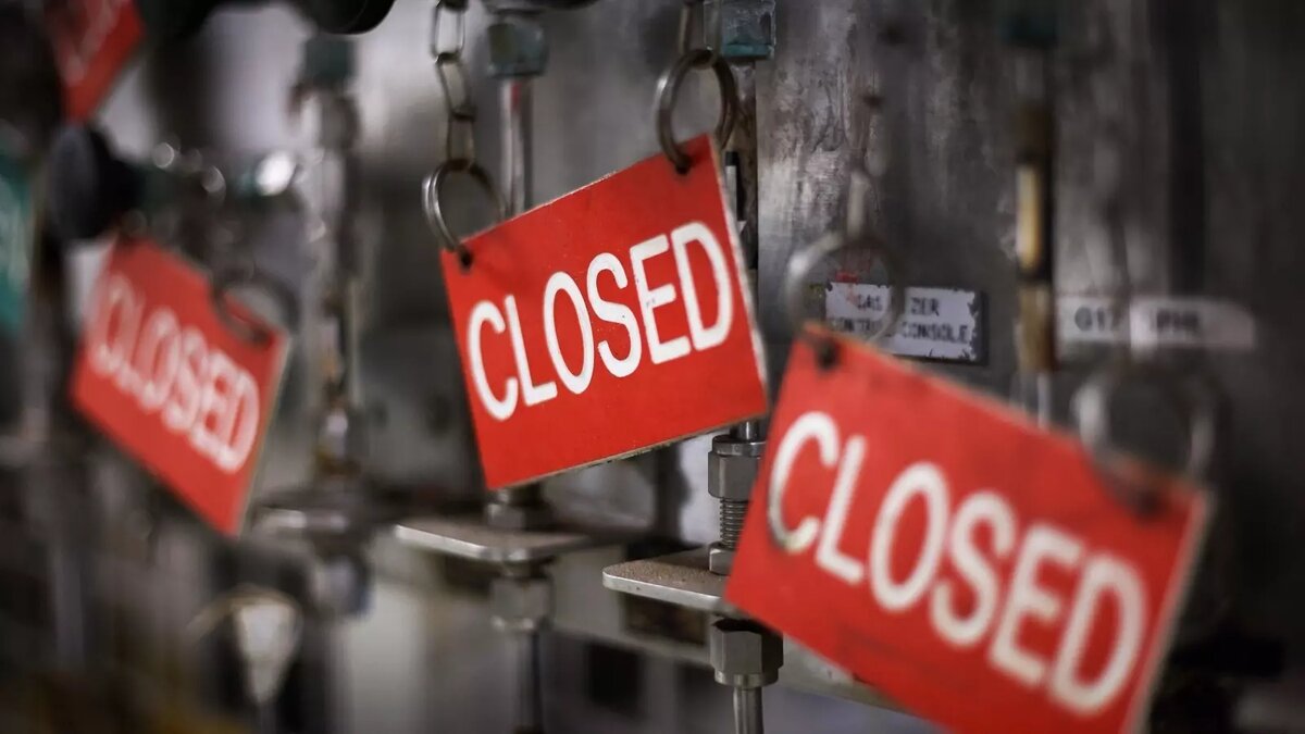     По мнению главы МИД Венгрии, европейские санкции против России полностью провалились.