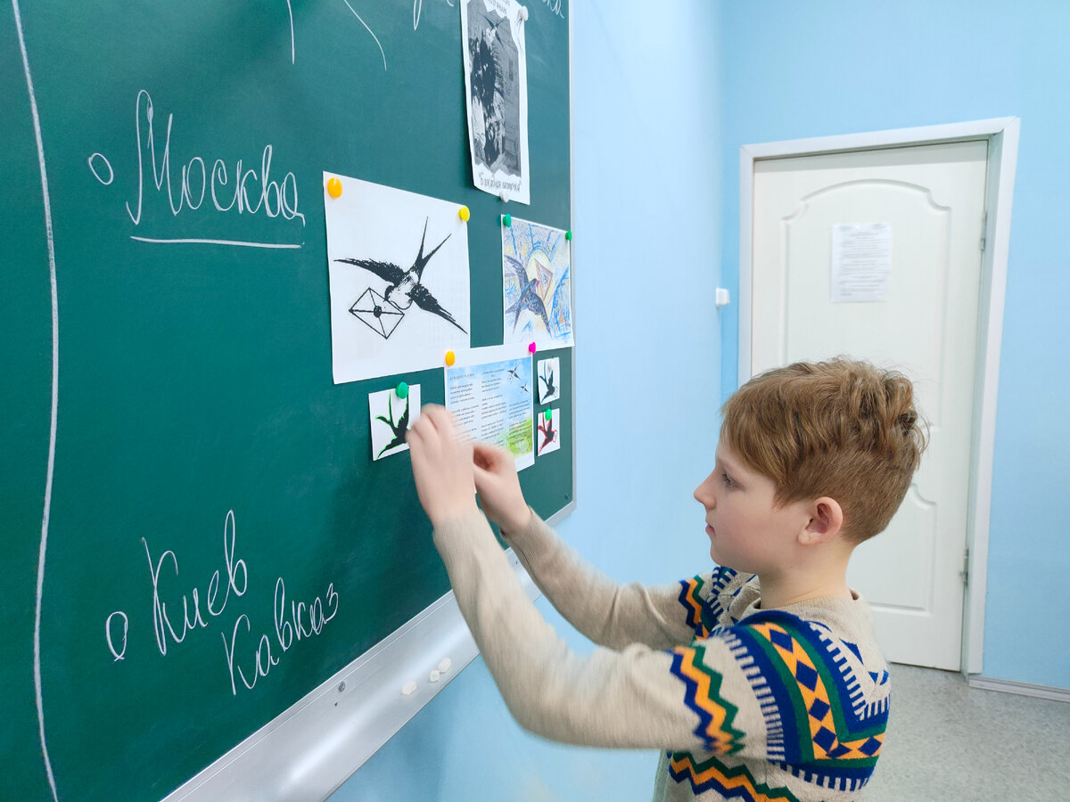 акция блокадная ласточка в детском. ласточка блокадного ленинграда. патриотическая акция блокадная ласточка. акция к блокаде ленинграда блокадная ласточка. акция блокадная ласточка в детском.