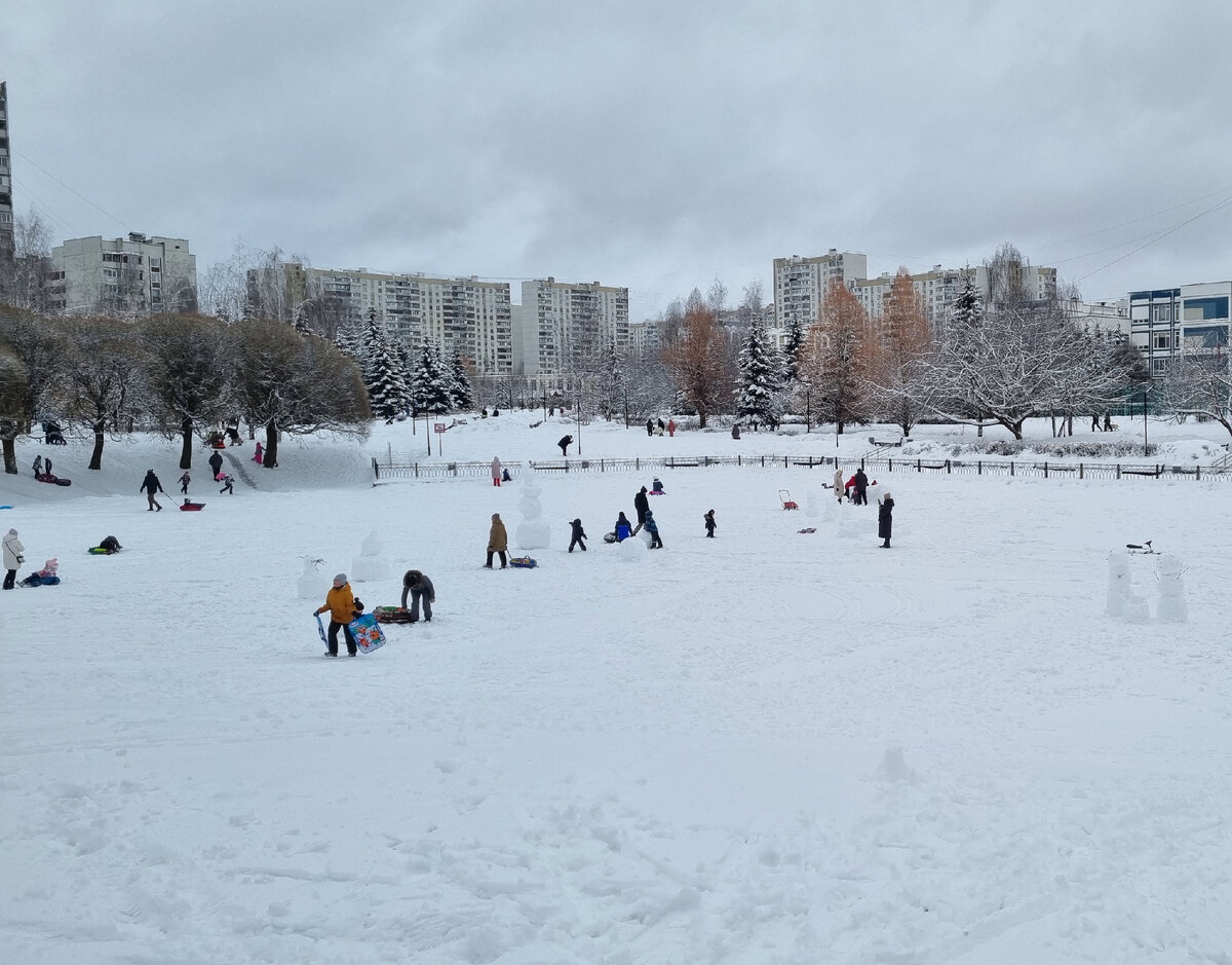 Погода шепчет "Вперёд гулять!"