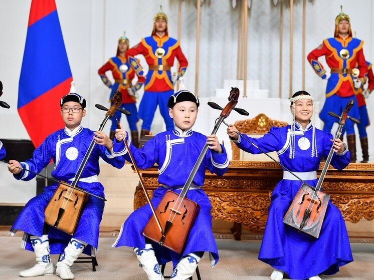    МОНЦАМЭ