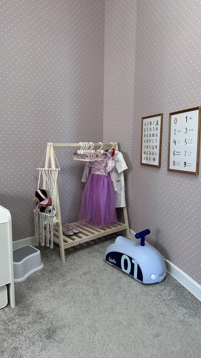 Журнал осколки чехов толстый и тонкий. Редакция ранний. Офис журналистов. Ранняя диагностика психических заболеваний. Александр безыменский.