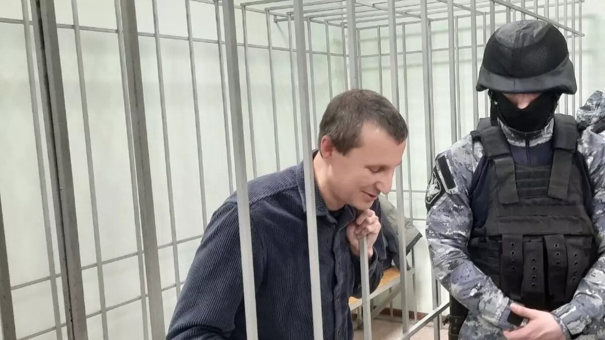     В ГУФСИН по краю подтвердили информацию о том, что депутата заксобрания Александра Глискова поставили на учет за «склонность к побегу».