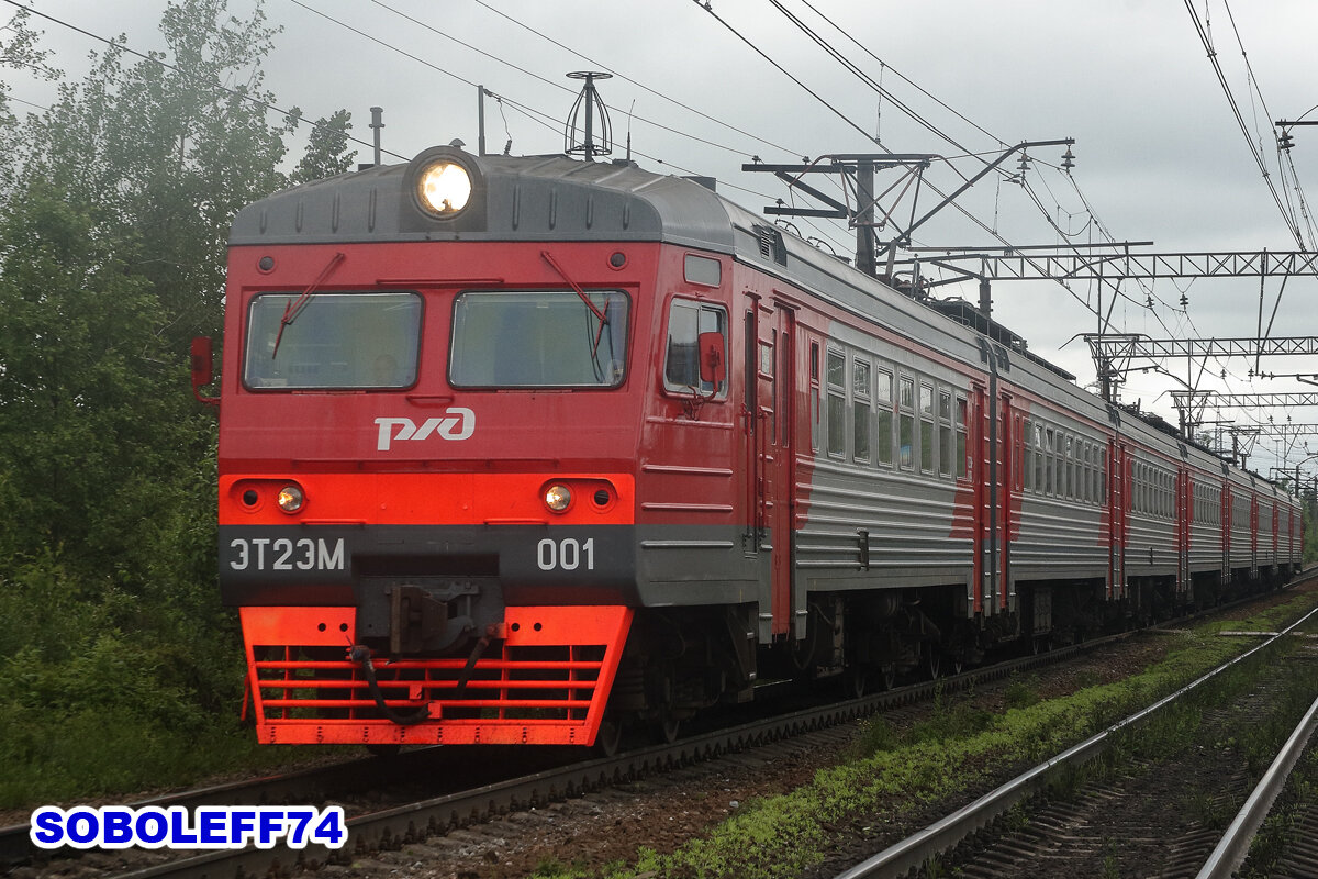 Электропоезд ЭТ2ЭМ-001