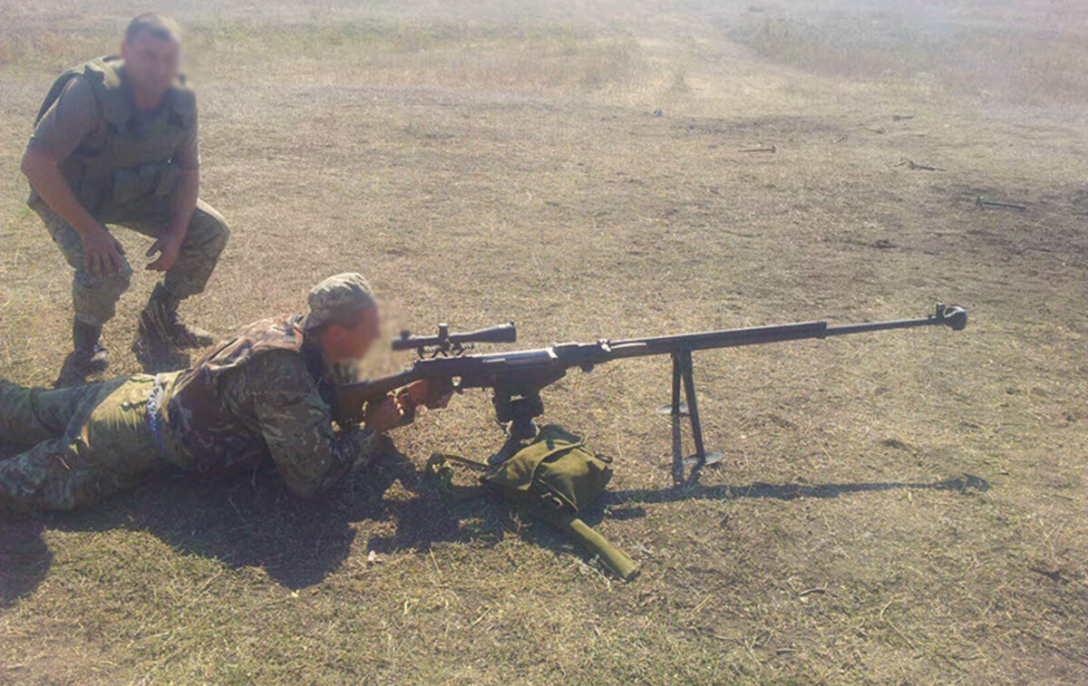 Ополченцы на Донбассе с ПТРС 