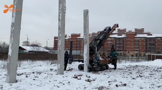 Бьем 8-ми метровые сваи минисваебоем на насыпном грунте