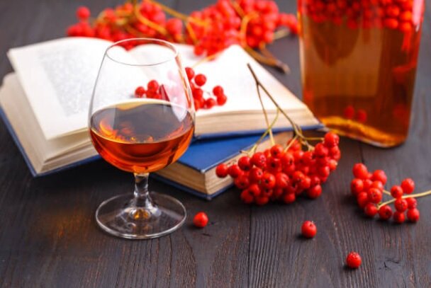 Настойка рябины – рябиновка