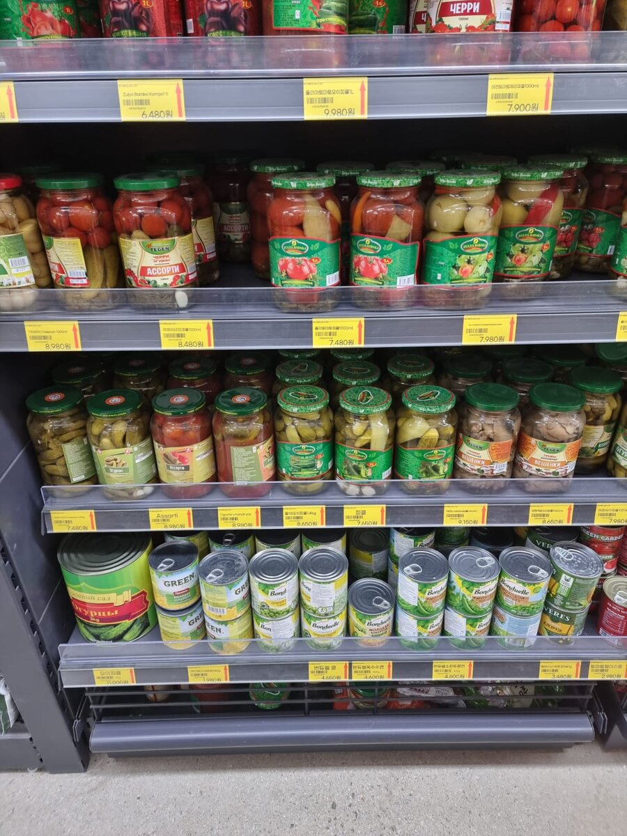 Дюшес? Он и в Корее есть! =) Привычные нам продукты на полках в магазинах  Кореи. | Анастасия и Анна в Корее | Дзен