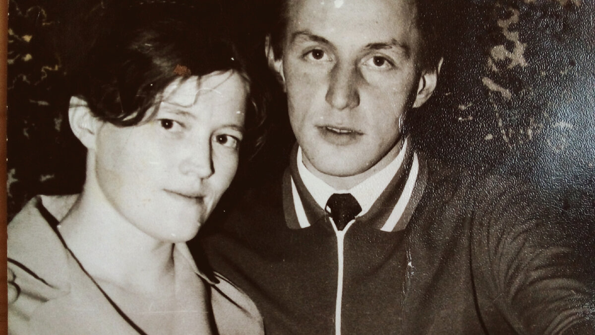 Молодые родители.