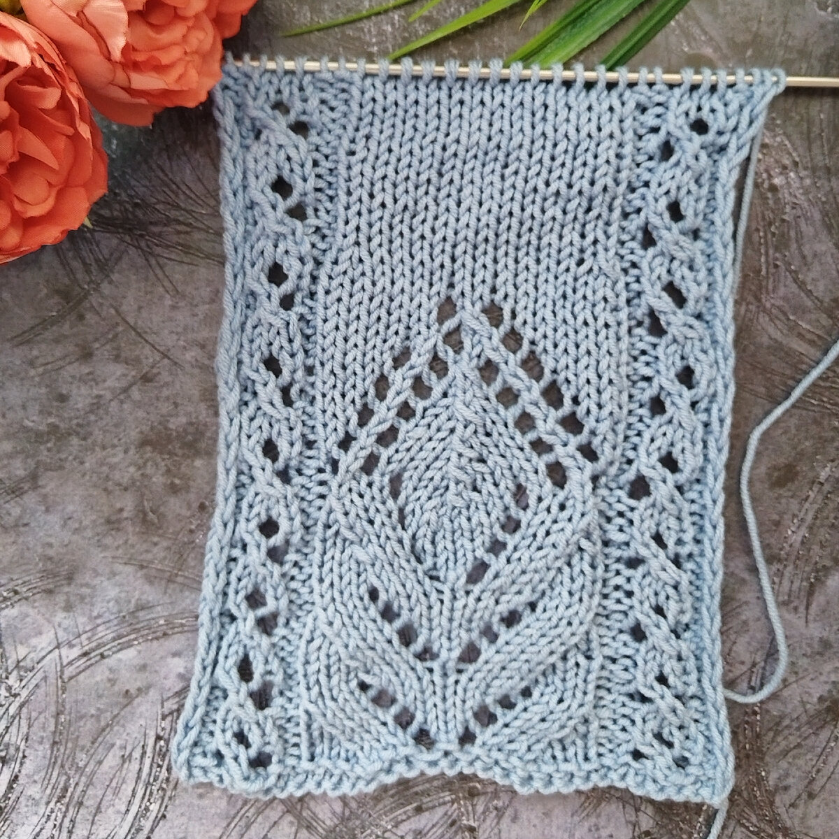 Выбрала образец "порыхлее", для этого изделия лучше так🤔