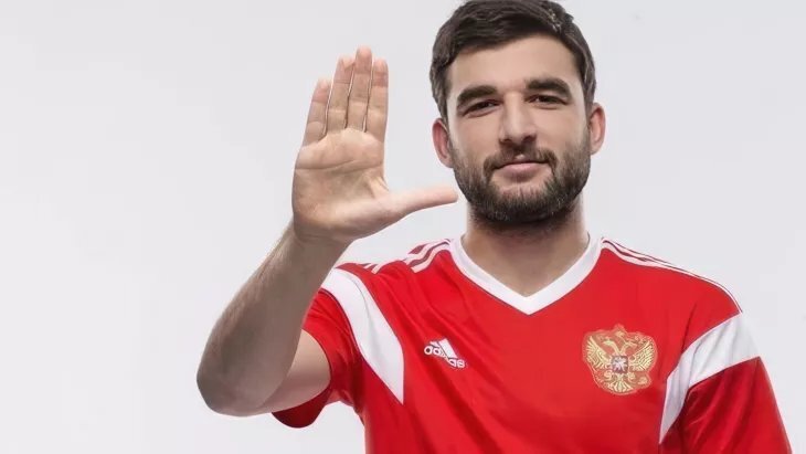    Джикия разъест «Спартак» изнутри. Почему клубу нужно срочно избавляться от капитана Фото #1