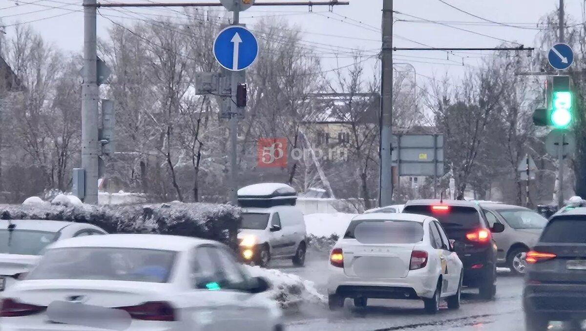 Под знак и под штраф: оренбуржцы продолжают ездить по улице Терешковой  по-старому | 56orb.ru | Дзен