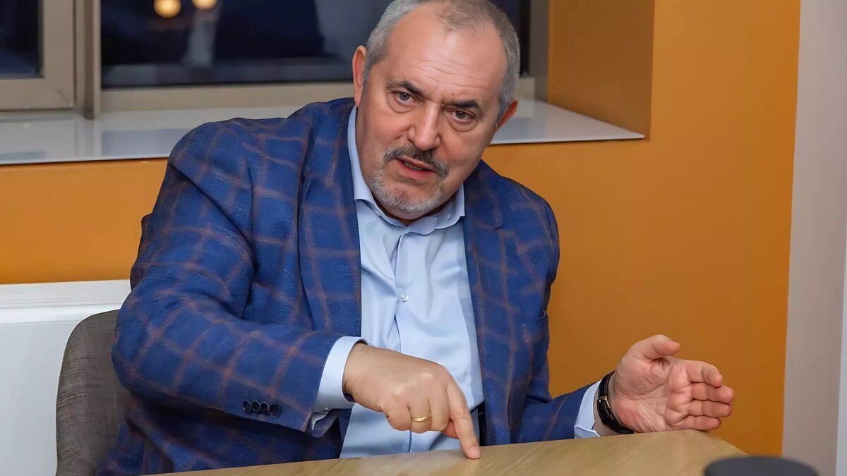     Кандидат на должность президента России Борис Надеждин направил в Центризбирком (ЦИК) официальное письмо с просьбой перенести заседание о его регистрации с 7 на 10 февраля, чтобы успеть подготовить необходимые возражения.